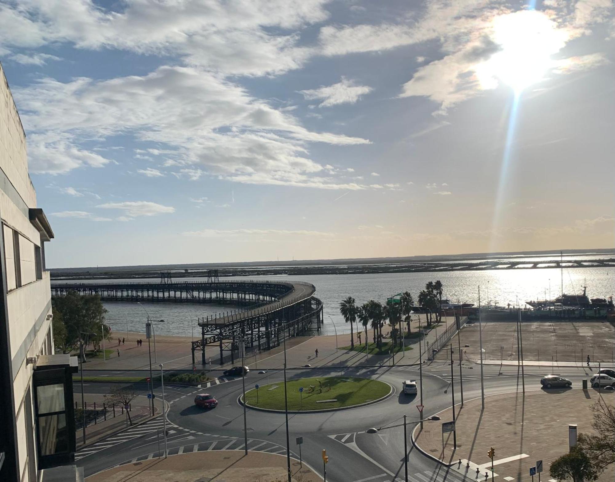 Ria De Huelva Apartment ภายนอก รูปภาพ